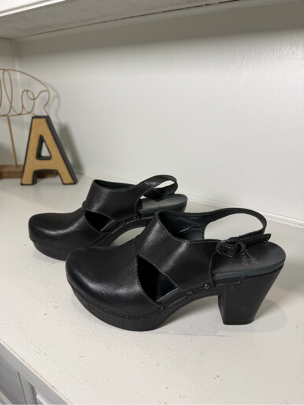 Dansko Womens 10 EU 40 Black Leather Slingback Clog Heels Mary Jane